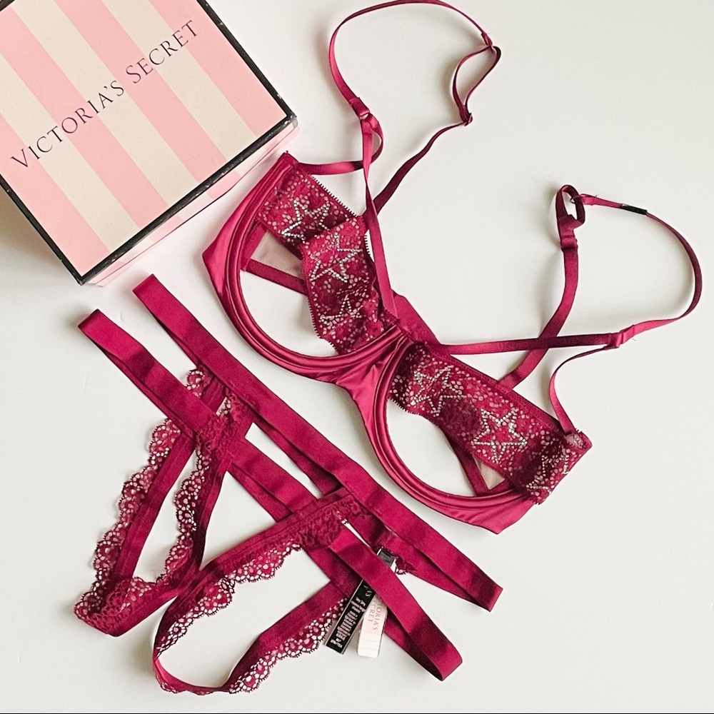 32DD MEDIUM Victoria’s Secret red bra set